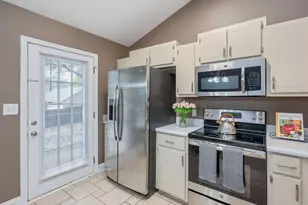 2534 Sunset Dr, Crestview, FL 32536 - Photo 7