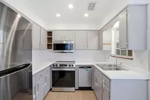 2501 Georgetown Ln, Fort Walton Beach, FL 32547 - Photo 15