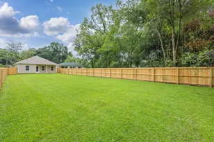 1359 E Chestnut Ave E, Crestview, FL 32539 - Photo 37