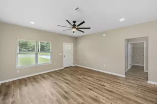 1359 E Chestnut Ave E, Crestview, FL 32539 - Photo 9