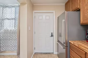 300 Miracle Strip Parkway Pkwy, Mary Esther, FL 32569 - Photo 5