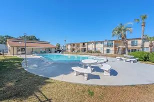 300 Miracle Strip Parkway Pkwy, Mary Esther, FL 32569 - Photo 13