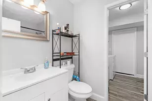 827 Boulevard De L'Orleans, Mary Esther, FL 32569 - Photo 21