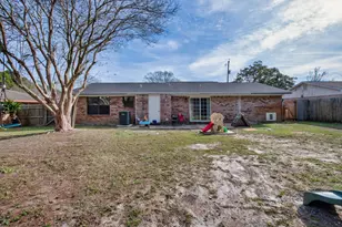 827 Boulevard De L'Orleans, Mary Esther, FL 32569 - Photo 25