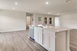 5620 Thatcher Rd, Crestview, FL 32539 - Photo 7