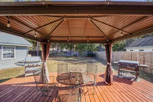 403 Aruba Way, Niceville, FL 32578 - Photo 3