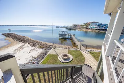 115 Port Drive, Shalimar, FL 32579 - Photo 1