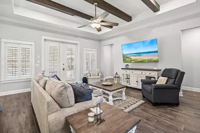 1469 E Shores Boulevard E, Gulf Breeze, FL 32563 - Photo 9