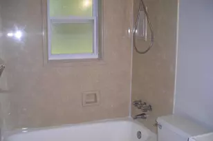 712 Newport Dr, Fort Walton Beach, FL 32547 - Photo 11