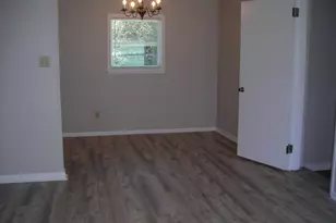 712 Newport Dr, Fort Walton Beach, FL 32547 - Photo 5