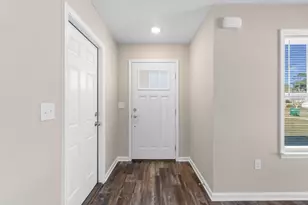 145 NE Fourth Ave NE, Crestview, FL 32539 - Photo 3