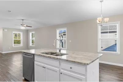 145 NE Fourth Avenue NE, Crestview, FL 32539 - Photo 13