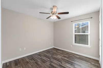 145 NE Fourth Avenue NE, Crestview, FL 32539 - Photo 15