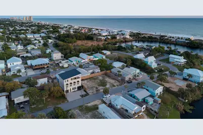 212 George C Wallace Boulevard, Panama City Beach, FL 32413 - Photo 3