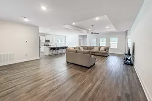 722 Quintana St, Crestview, FL 32539 - Photo 5