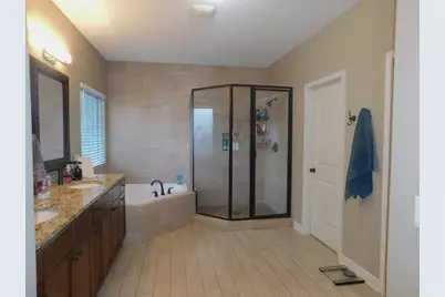 6056 Diamante Drive, Crestview, FL 32539 - Photo 9