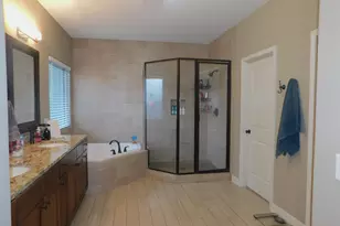 6056 Diamante Dr, Crestview, FL 32539 - Photo 9