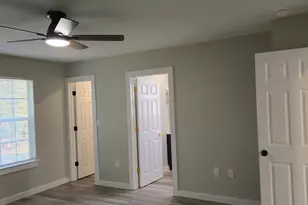 292 E North Ave E, Crestview, FL 32536 - Photo 11