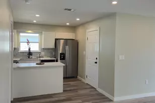 292 E North Ave E, Crestview, FL 32536 - Photo 5