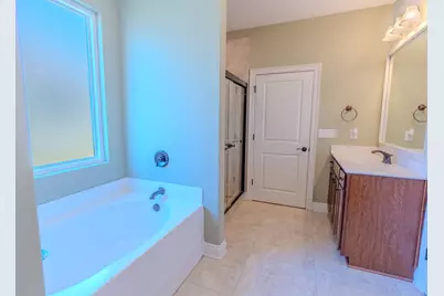 7914 Majestic Cypress Dr Drive, Milton, FL 32583 - Photo 29