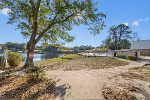 210 Pelham Rd, Fort Walton Beach, FL 32547 - Photo 33