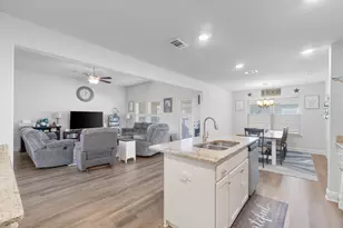 2609 Prominence Ln, Crestview, FL 32536 - Photo 11