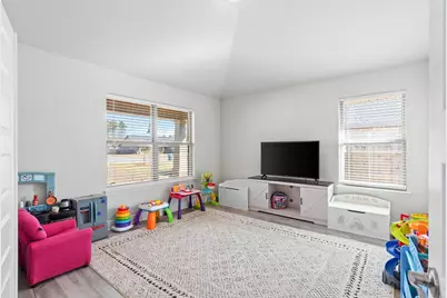 5823 Crestlake Drive, Crestview, FL 32536 - Photo 5