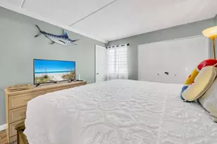 209 W Miracle Strip Parkway W, Mary Esther, FL 32569 - Photo 5