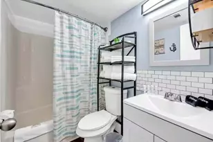 209 W Miracle Strip Parkway W, Mary Esther, FL 32569 - Photo 9