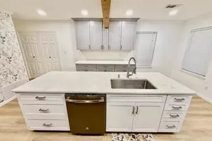 1003 Sandra Dr, Mary Esther, FL 32569 - Photo 15