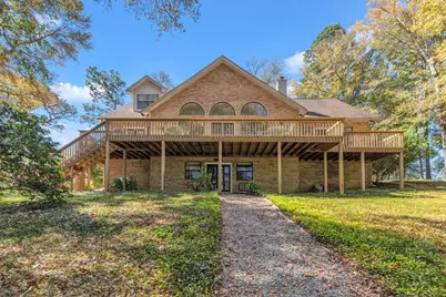 446 Marion Drive, Niceville, FL 32578 - Photo 1