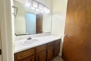 135 Perdido Cir, Niceville, FL 32578 - Photo 17