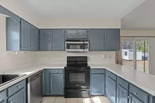 2237 Prytania Cir, Navarre, FL 32566 - Photo 13