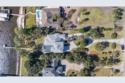 8127 N Lagoon Drive N, Panama City Beach, FL 32408 - Photo 77