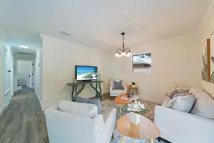 105 NW Moriarty Street NW, Fort Walton Beach, FL 32548 - Photo 9