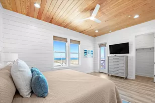 7944 Gulf Blvd, Navarre, FL 32566 - Photo 45