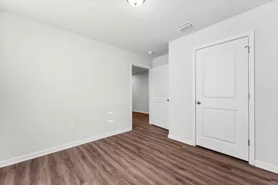 698 Whispering Creek Avenue, Freeport, FL 32439 - Photo 9