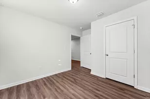 698 Whispering Creek Ave, Freeport, FL 32439 - Photo 9