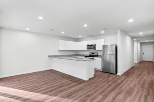 698 Whispering Creek Ave, Freeport, FL 32439 - Photo 17