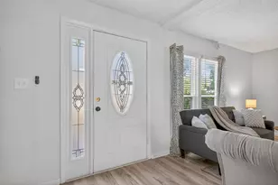 16 NW Cinderella Ln NW, Fort Walton Beach, FL 32547 - Photo 5