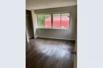 862 E A Chestnut Avenue E #UNIT B, Crestview, FL 32539 - Photo 3