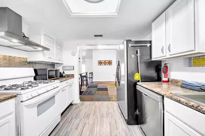 111 SW Cedars Avenue SW, Fort Walton Beach, FL 32548 - Photo 23