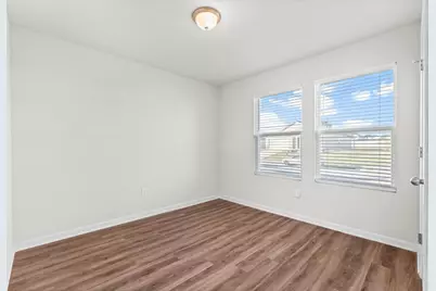 698 Whispering Creek Avenue, Freeport, FL 32439 - Photo 5