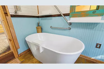 932 Hammond Lake Drive, Fountain, FL N/A - Photo 33