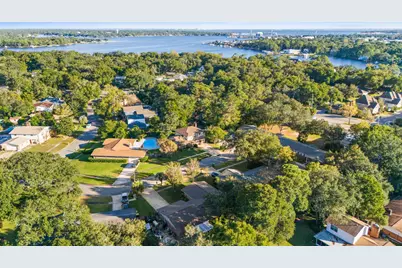 609 Kensington Court, Fort Walton Beach, FL 32547 - Photo 7