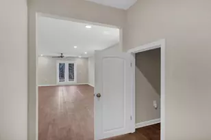 585 Earl Godwin Rd, Freeport, FL 32439 - Photo 15