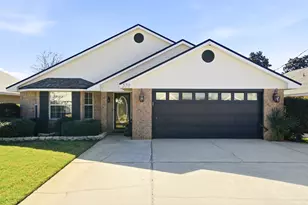 570 Rough Leaf Ln, Mary Esther, FL 32569 - Photo 3