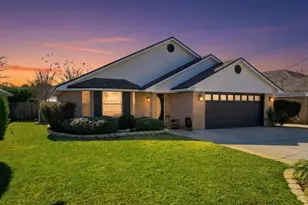 570 Rough Leaf Ln, Mary Esther, FL 32569 - Photo 1