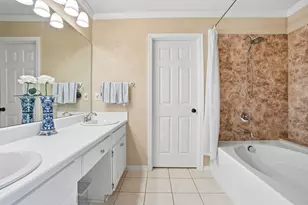 570 Rough Leaf Ln, Mary Esther, FL 32569 - Photo 31