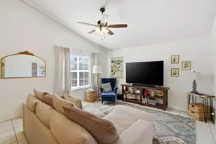 570 Rough Leaf Ln, Mary Esther, FL 32569 - Photo 23